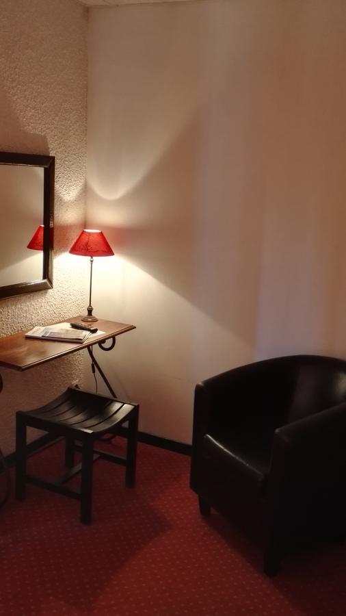 Le Ponant Hotel Pradelles Buitenkant foto